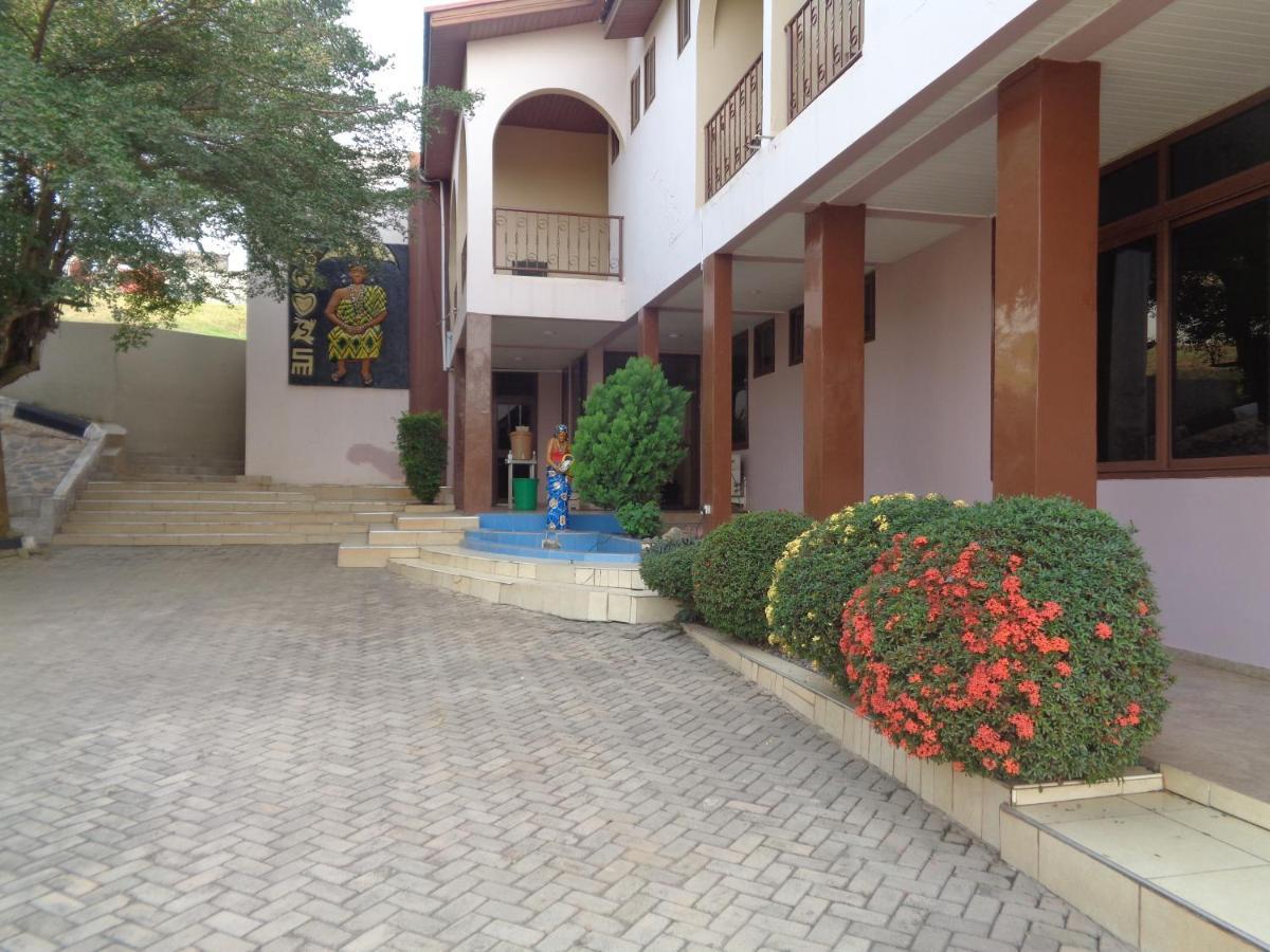 Queensland Hotel Sekondi-Takoradi Extérieur photo